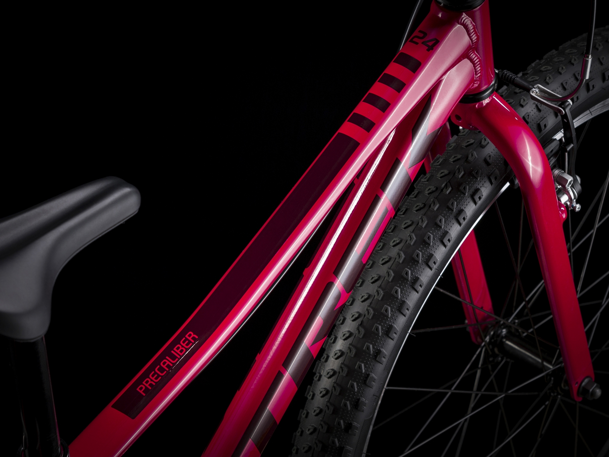 UNQ-1676041626501-magenta4